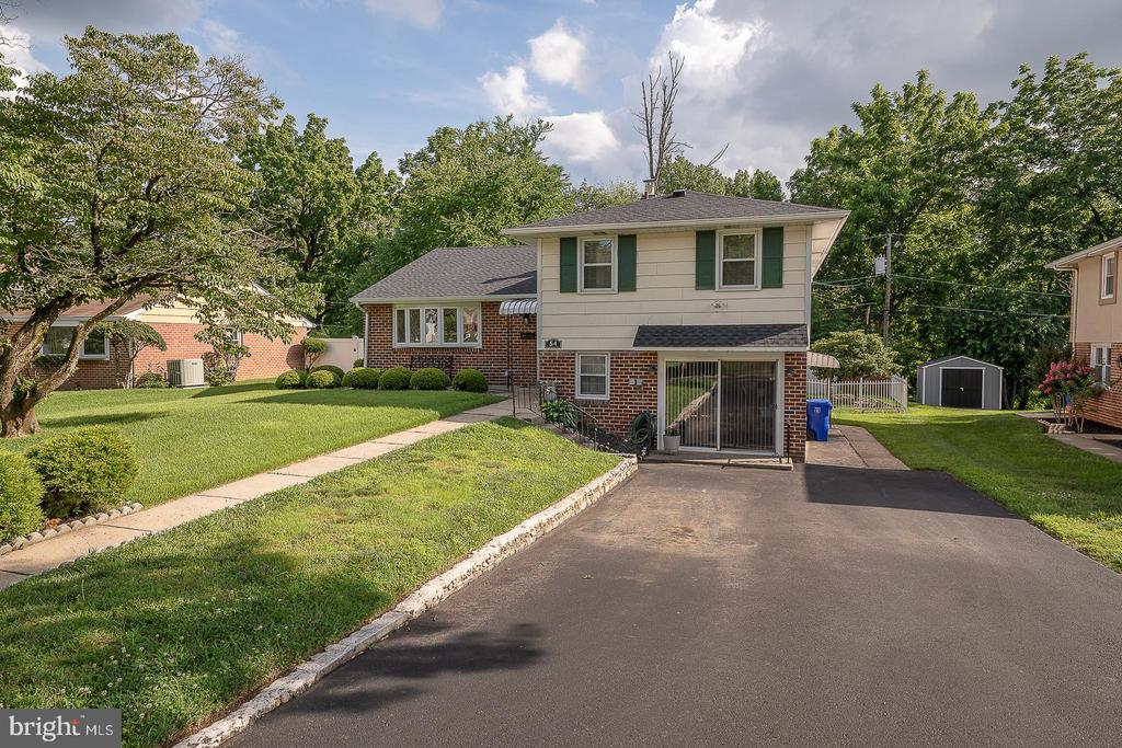54 Boncouer Rd