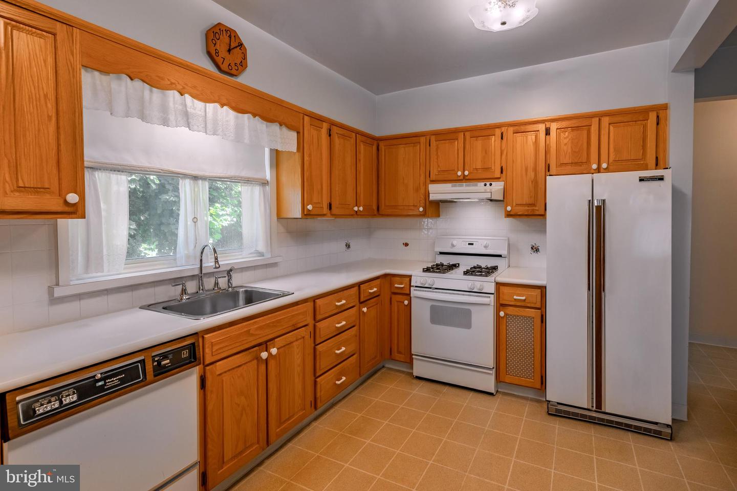 218 Linwood Ave