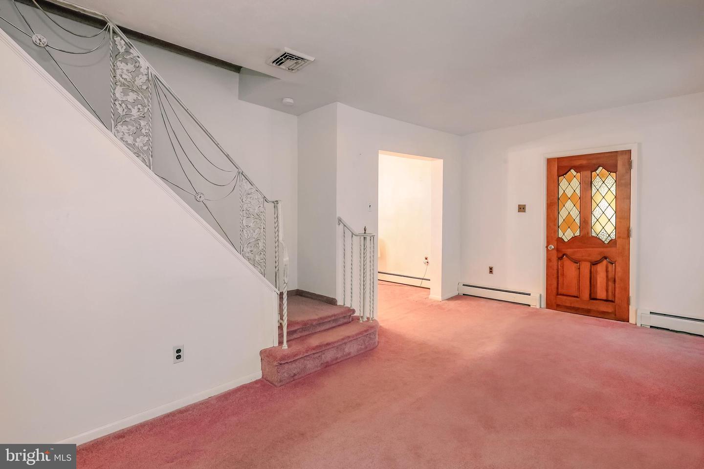 218 Linwood Ave