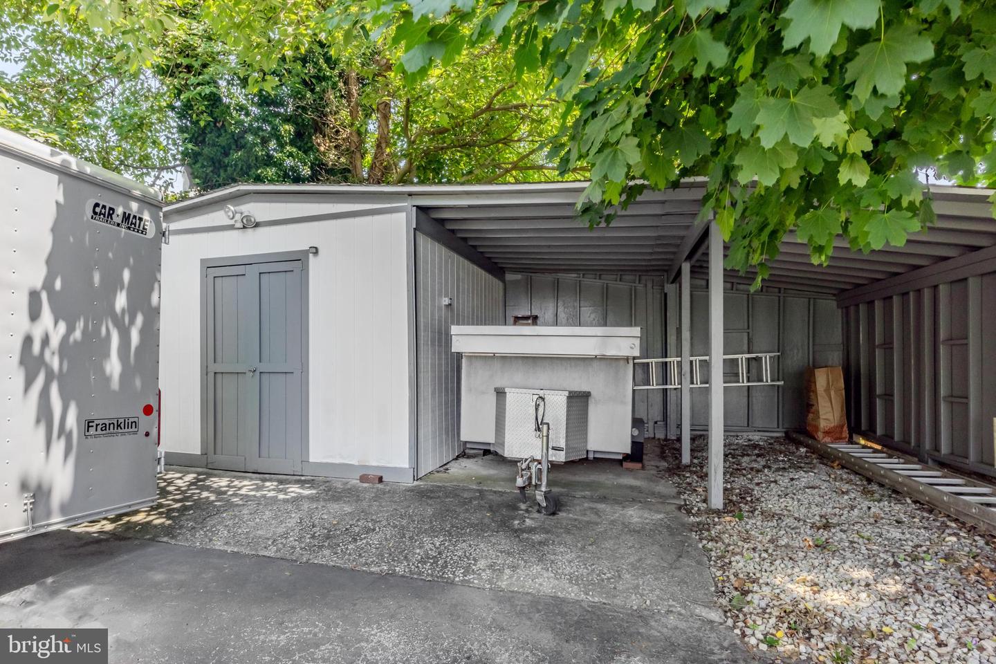 218 Linwood Ave