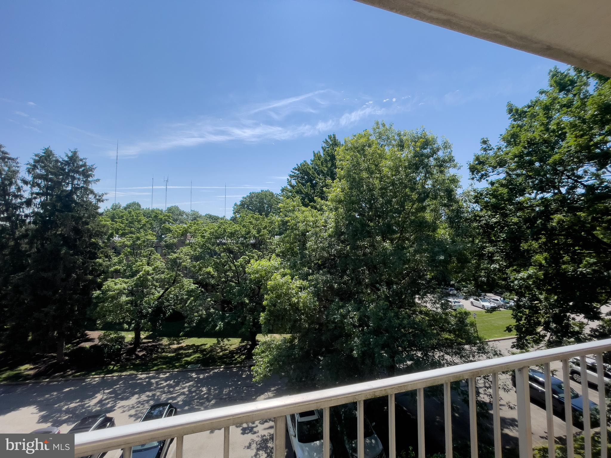 1637 Oakwood Dr #S320