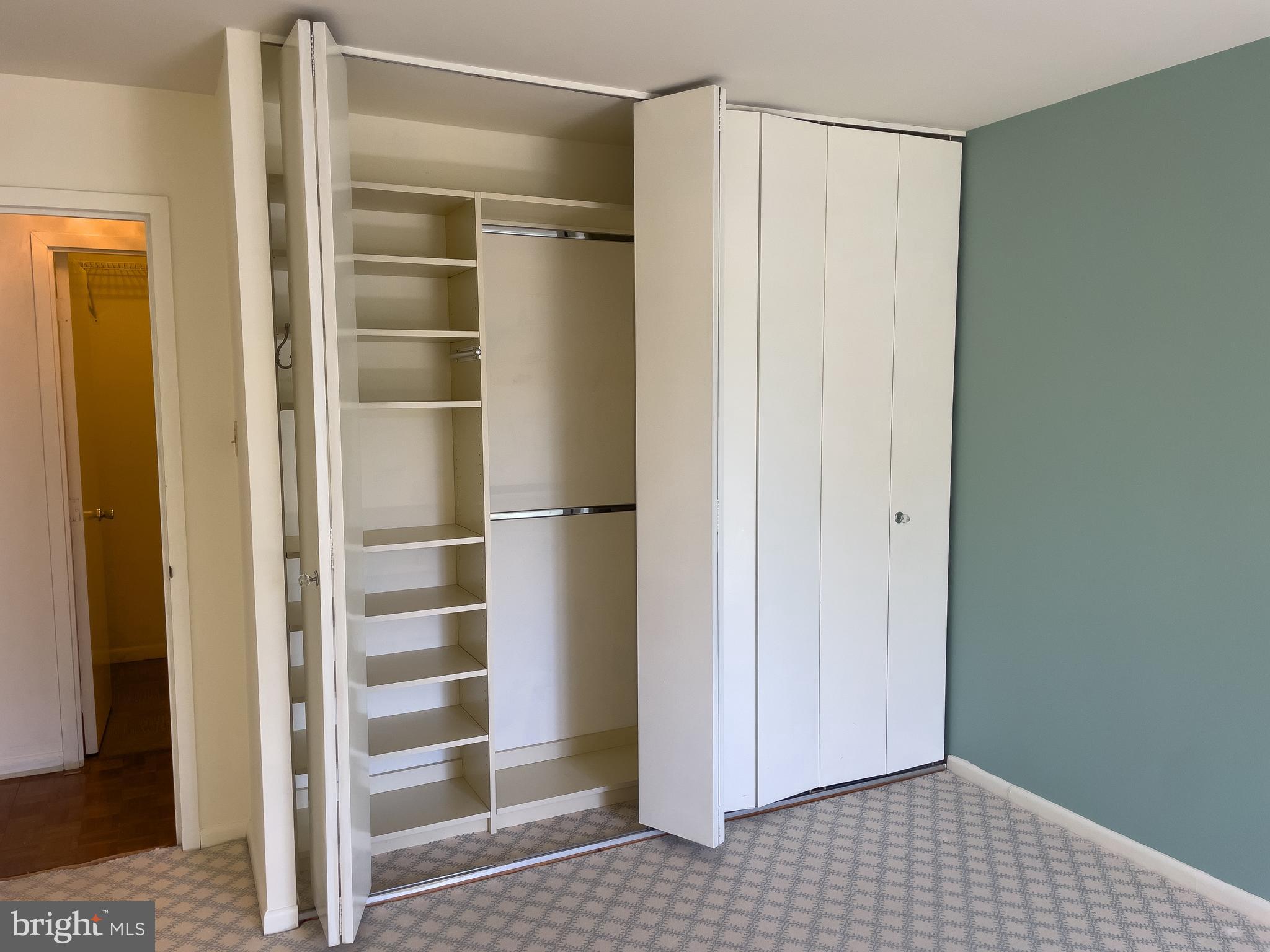 1637 Oakwood Dr #S320