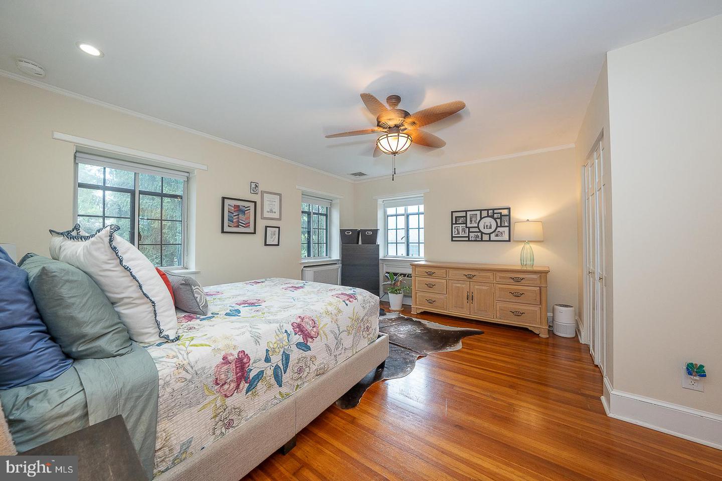 190 Lakeside Rd