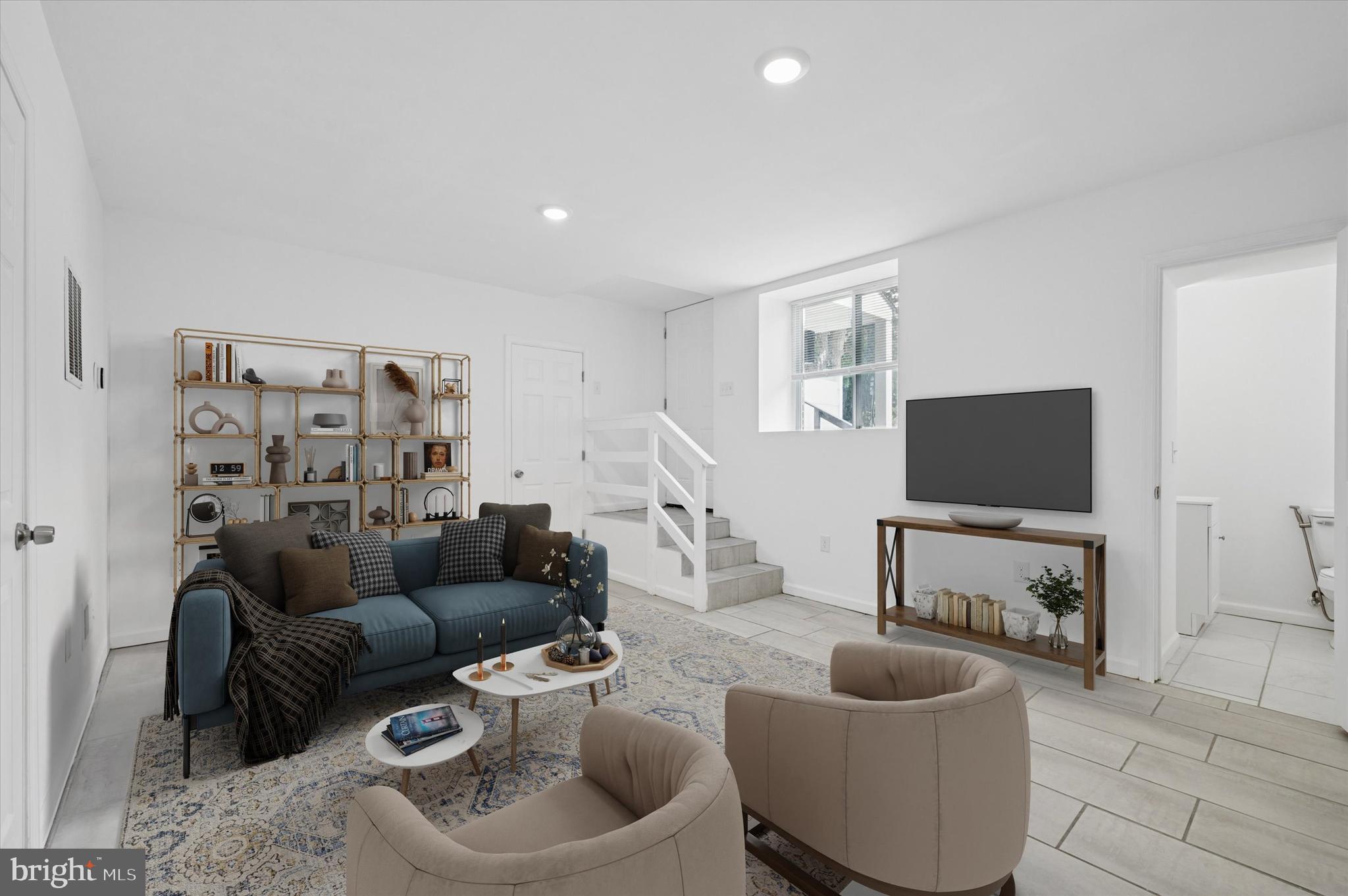 6 OLD LANCASTER RD #1