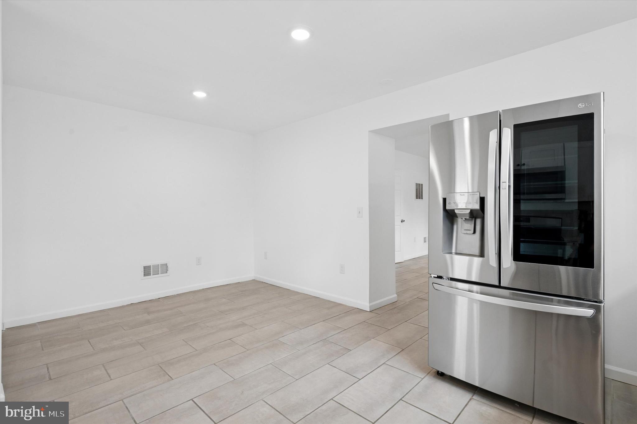 6 OLD LANCASTER RD #1