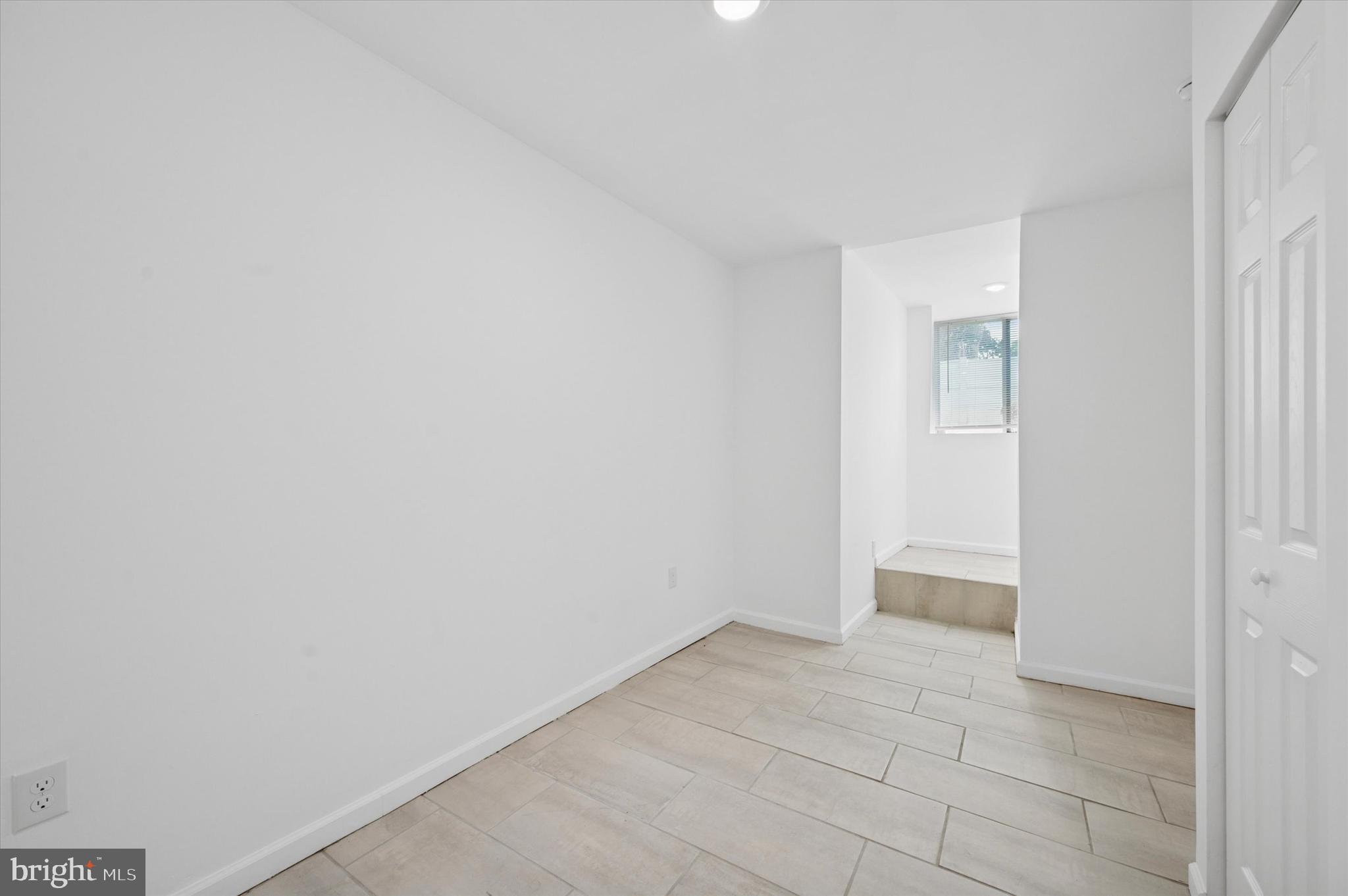 6 OLD LANCASTER RD #1