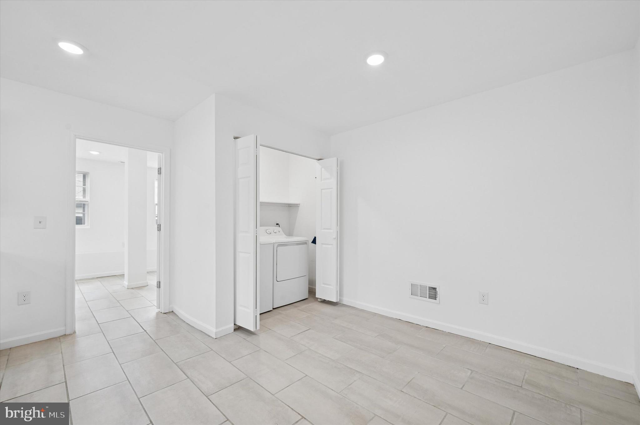 6 OLD LANCASTER RD #1