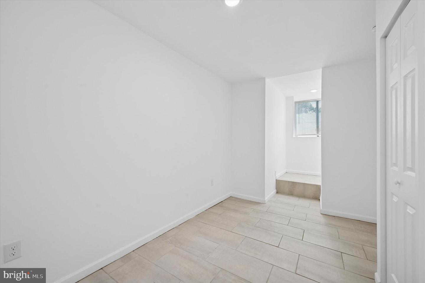 6 OLD LANCASTER RD #1