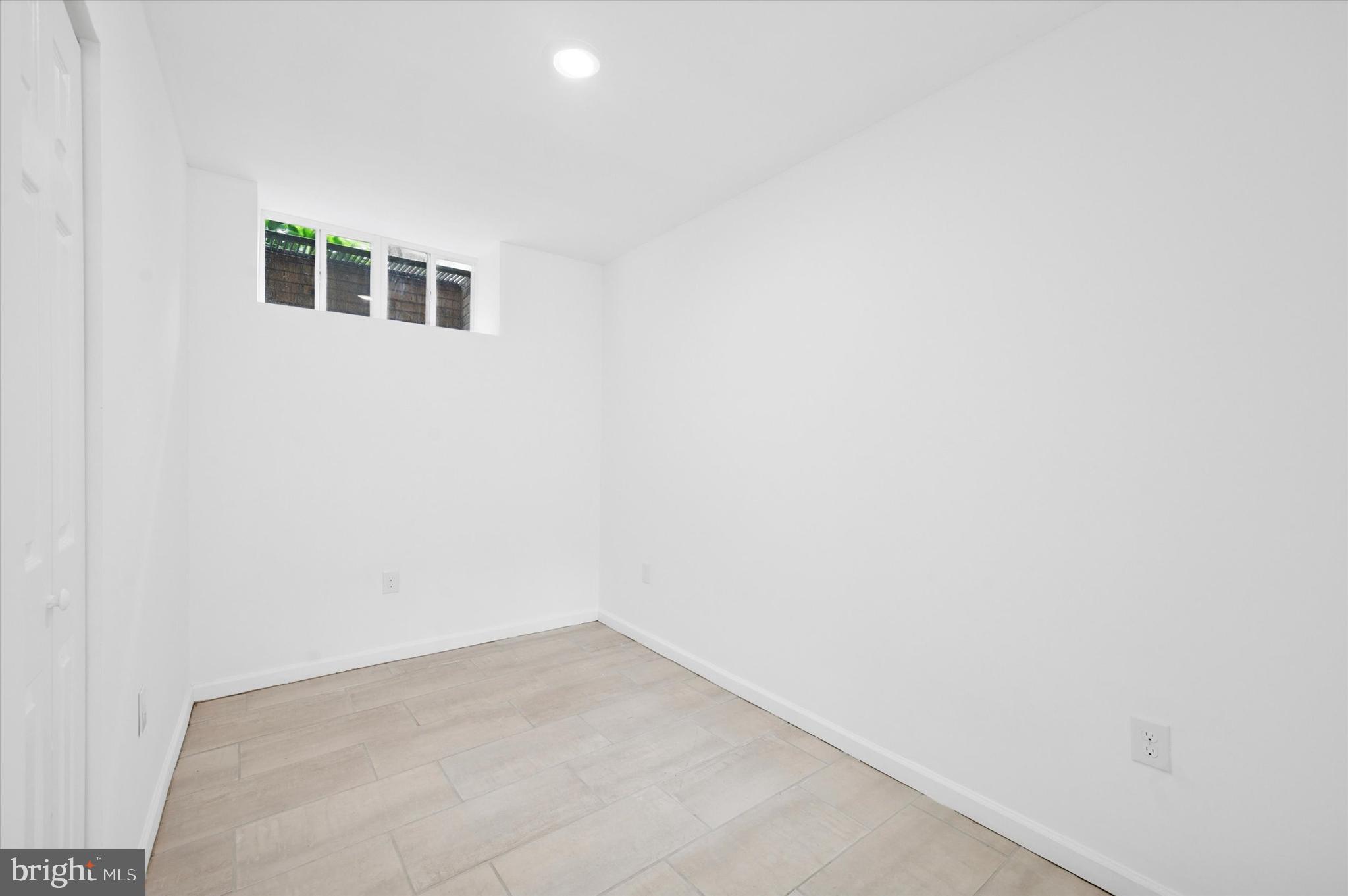 6 OLD LANCASTER RD #1