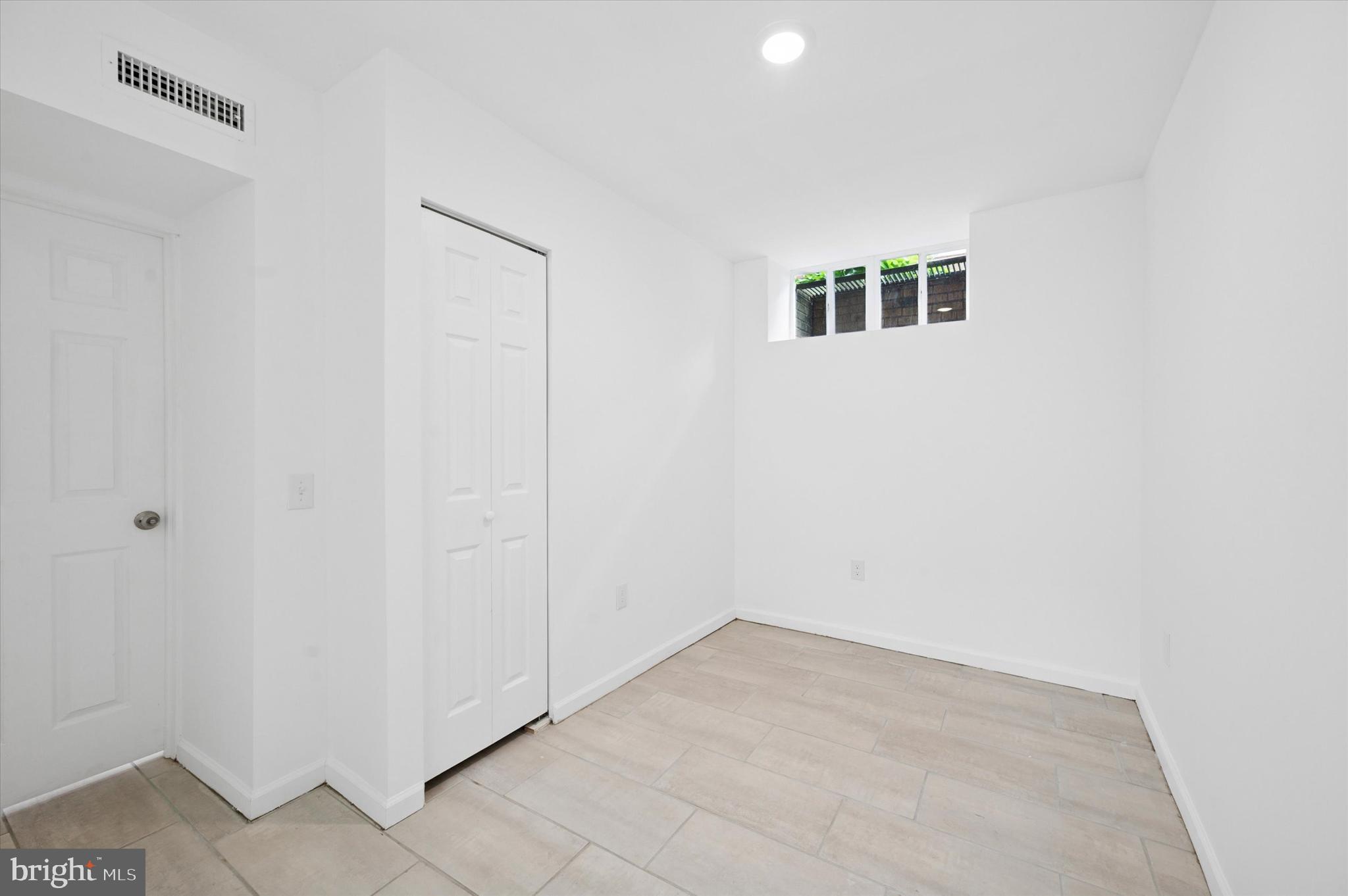 6 OLD LANCASTER RD #1