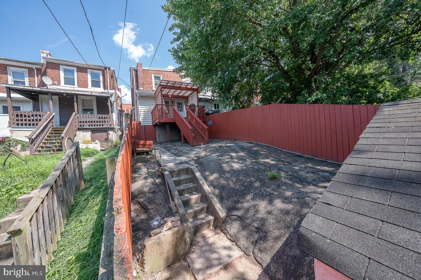 1031 Swede St
