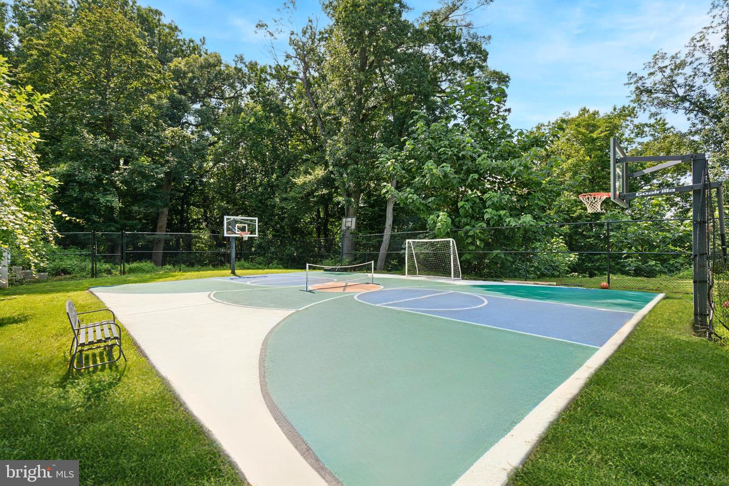 1220 Valley Rd