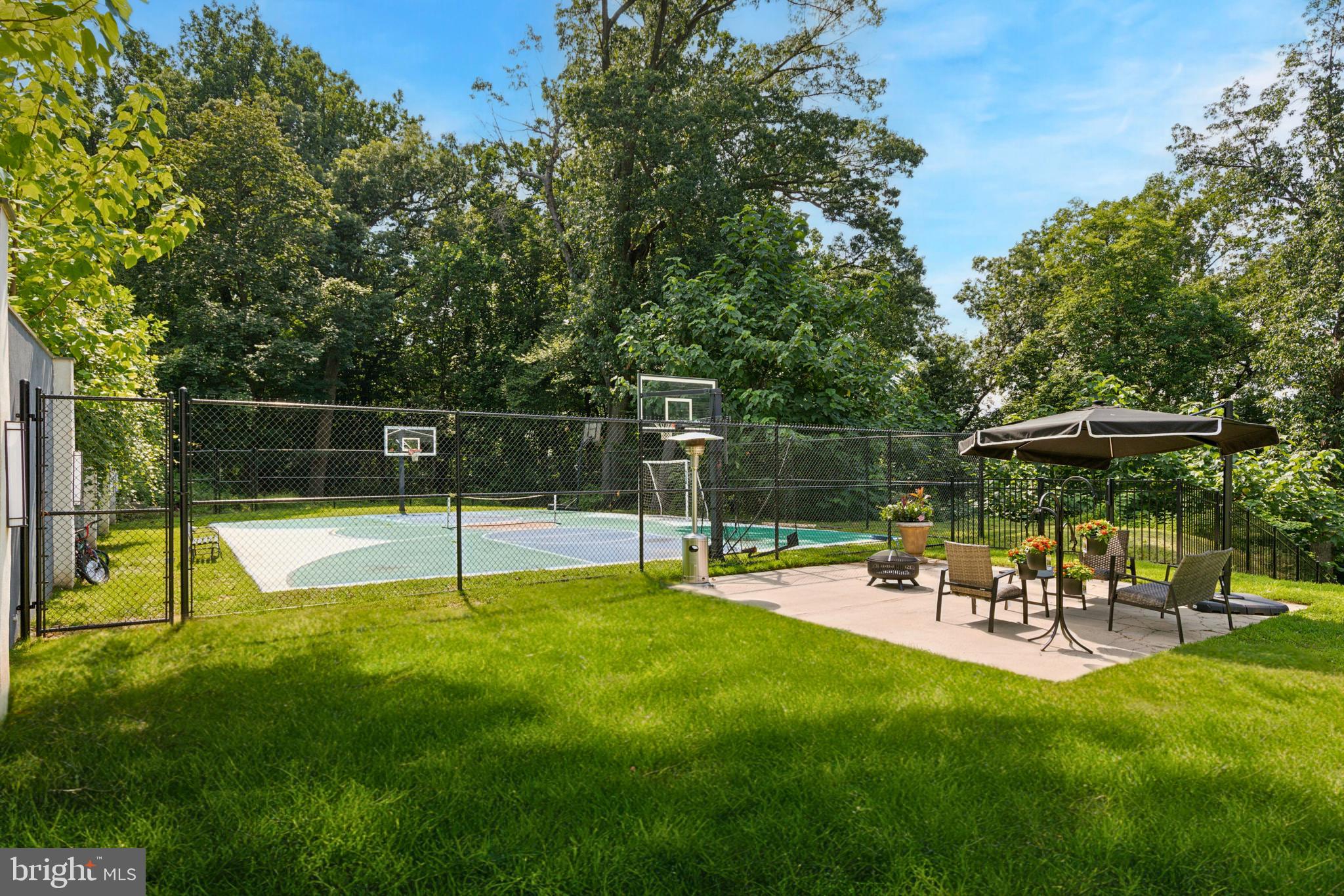 1220 Valley Rd