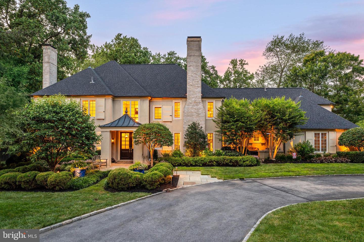 936 Roscommon Rd