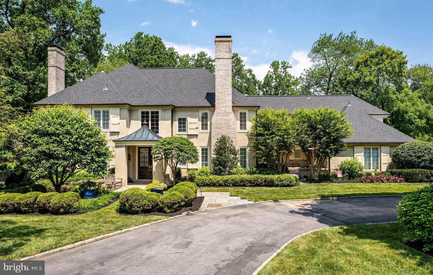 936 Roscommon Rd