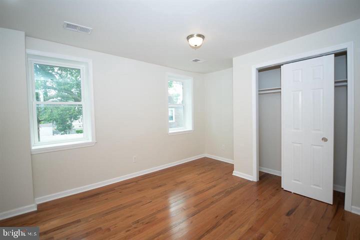 114 BROOKFIELD TER
