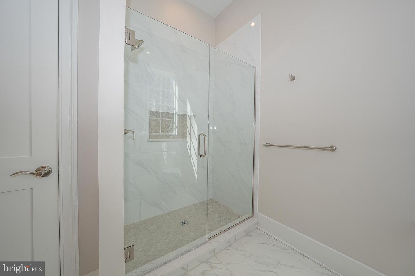 651 MERION SQUARE RD