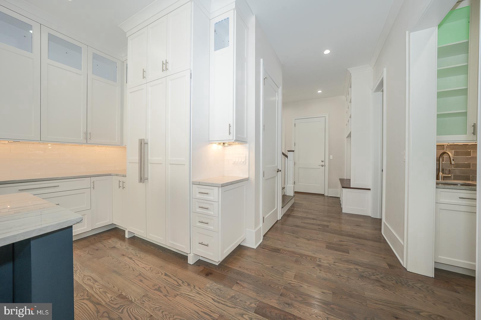 651 MERION SQUARE RD