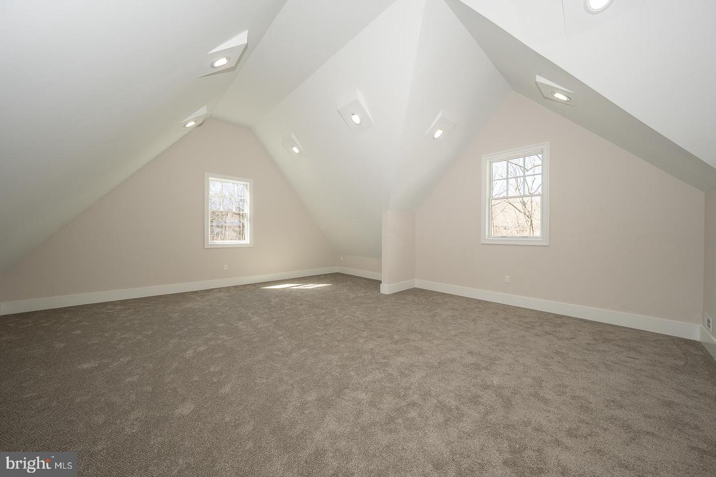 651 MERION SQUARE RD