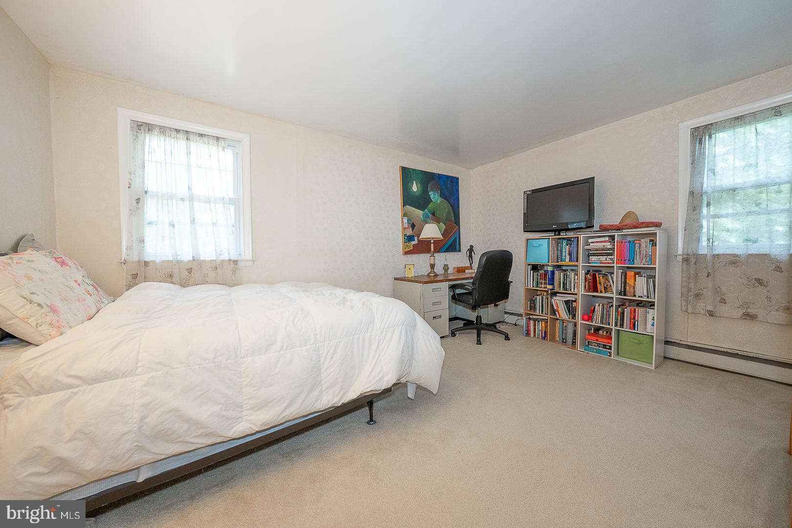 323 Hidden River Rd