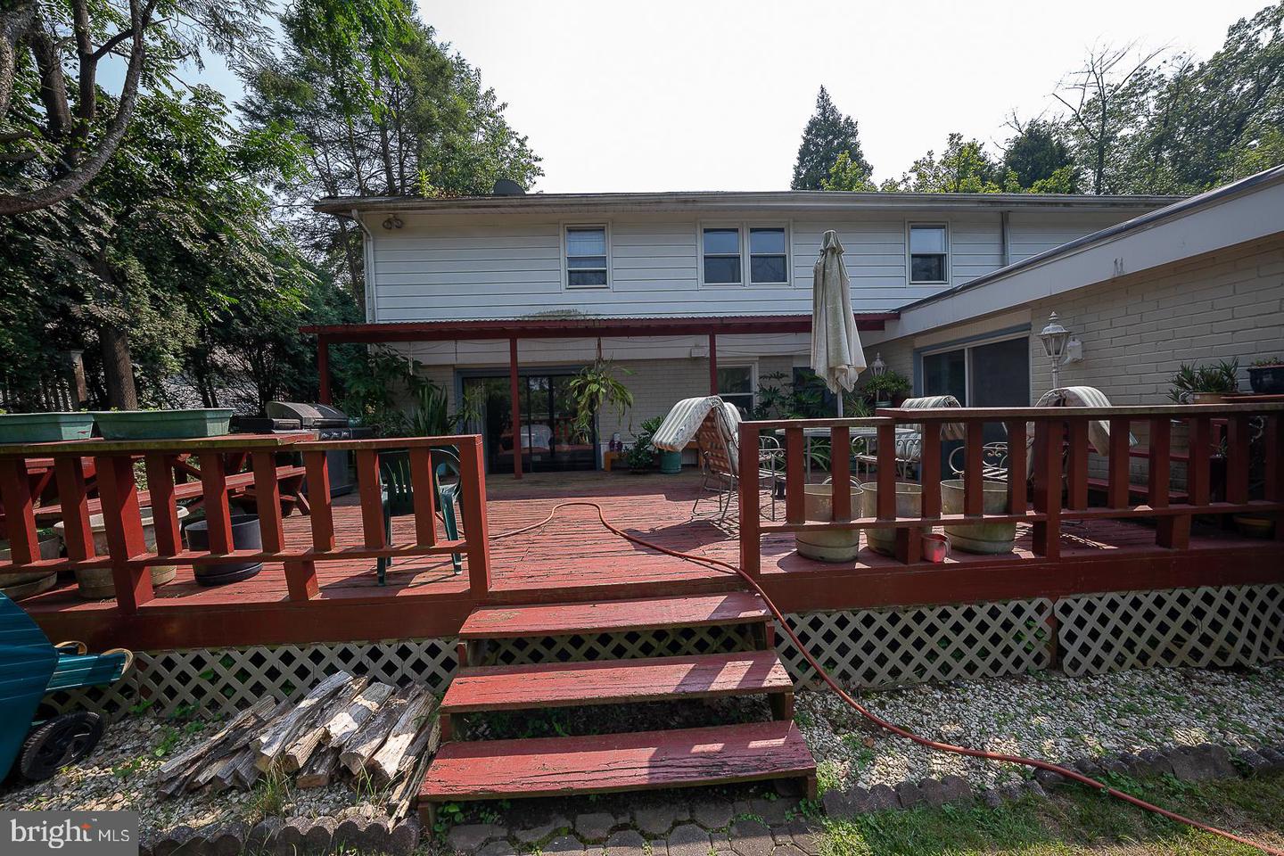 323 Hidden River Rd