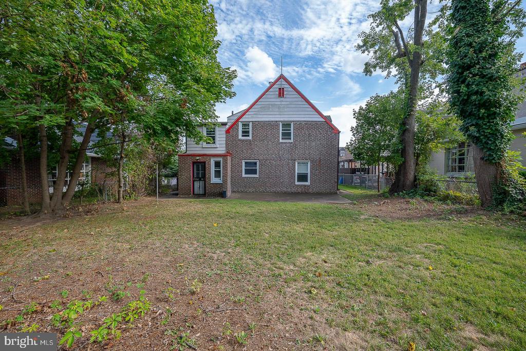150 West Ave