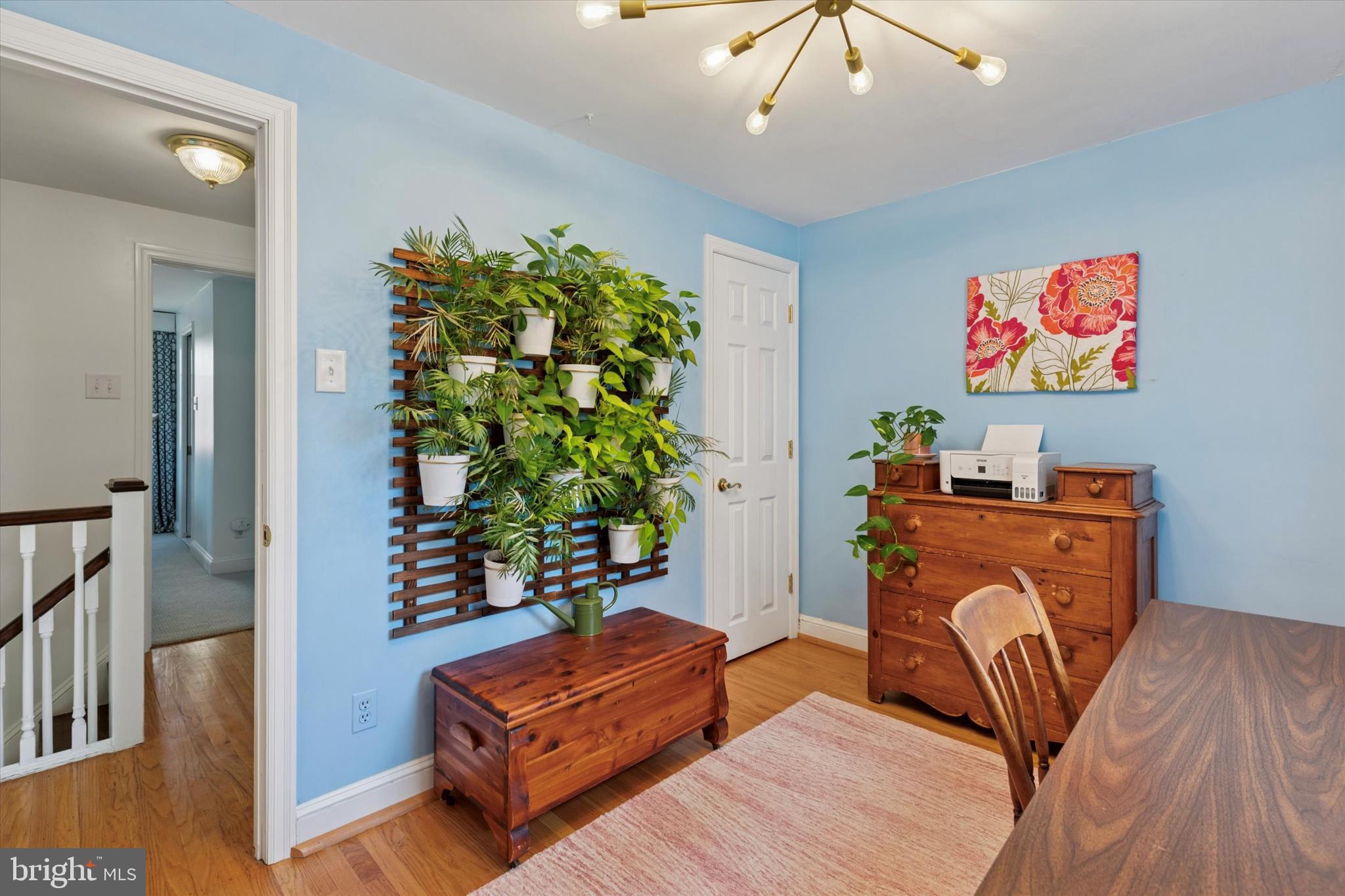 609 Fariston Dr