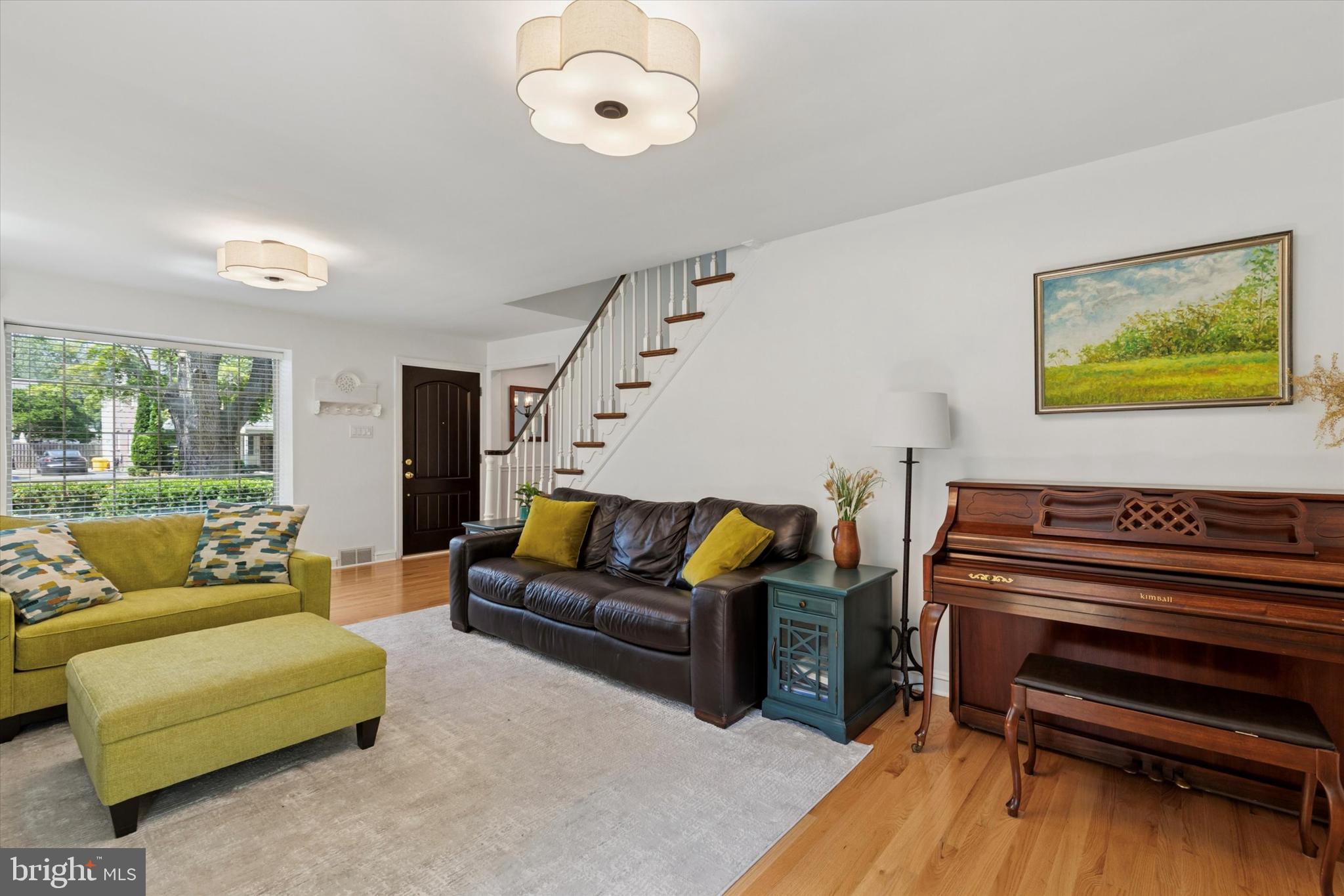 609 Fariston Dr