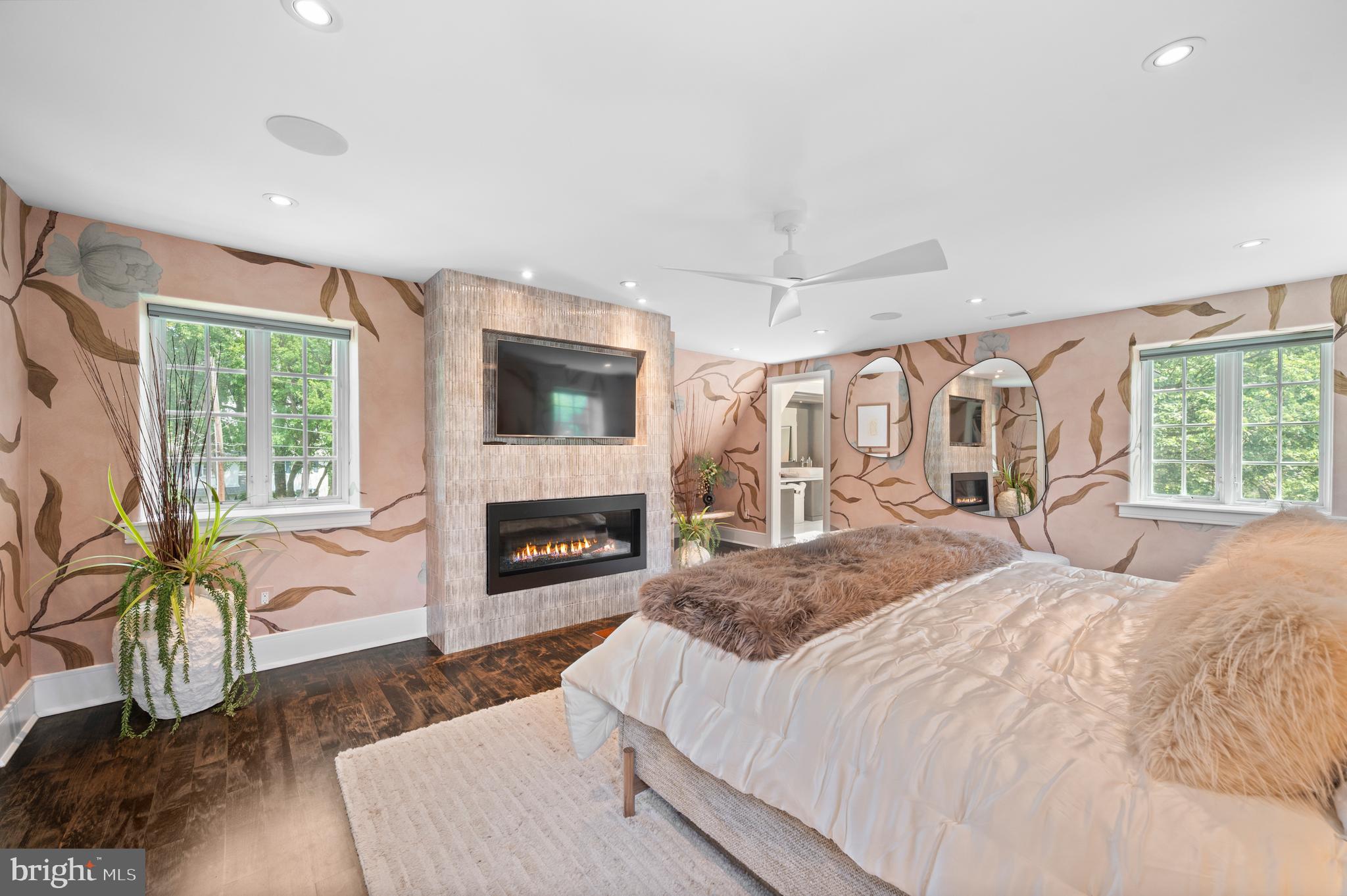 135 FISHERS ROAD