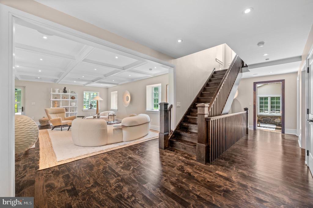 135 FISHERS ROAD