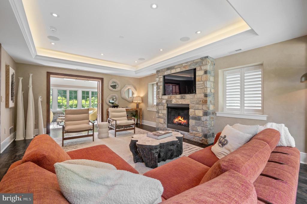 135 FISHERS ROAD