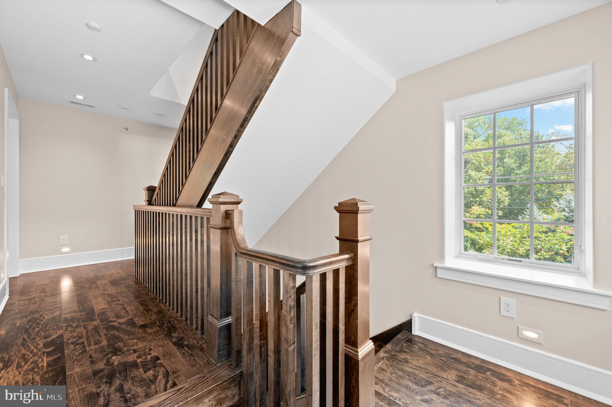 135 FISHERS ROAD