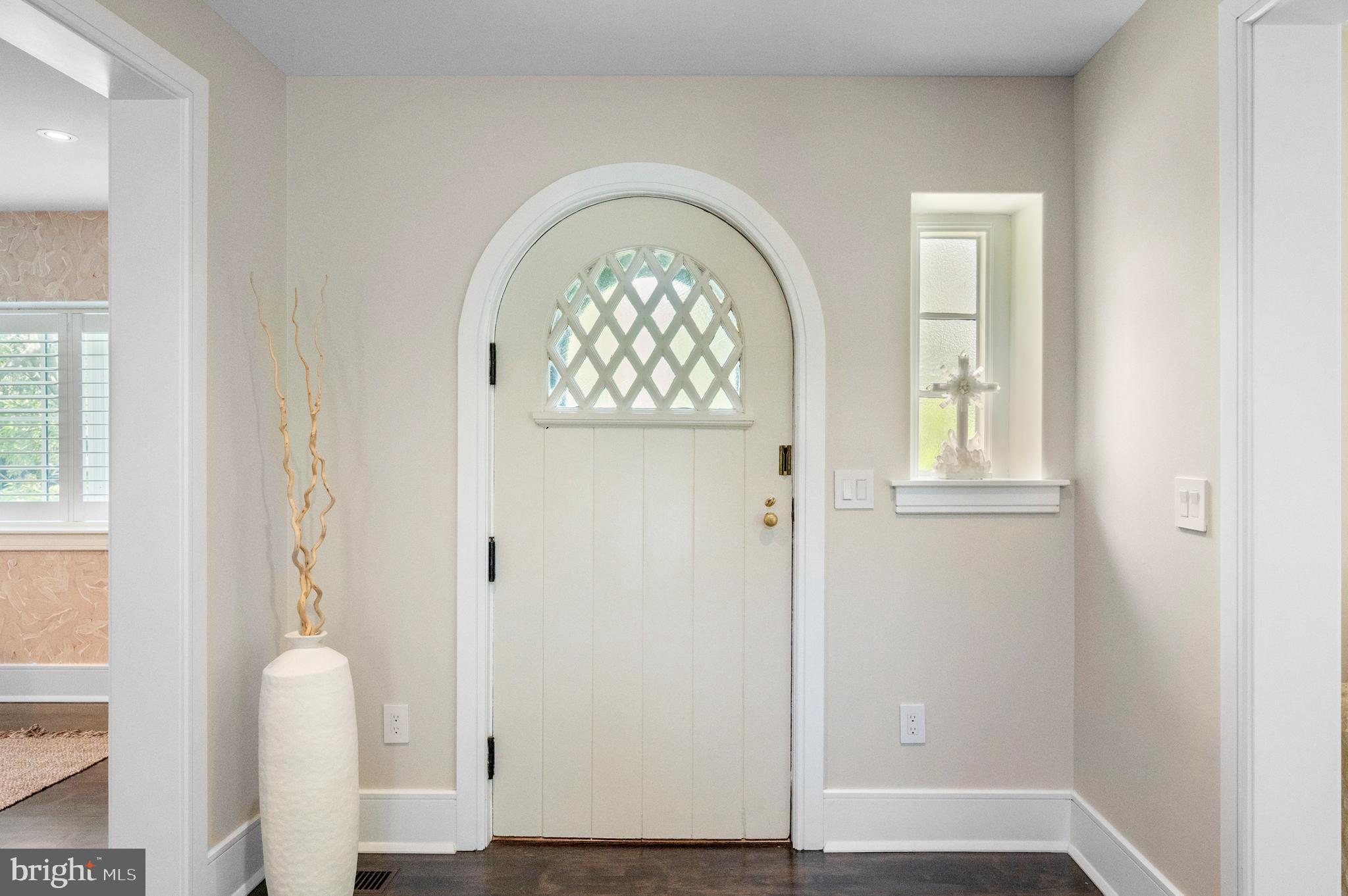 135 FISHERS ROAD