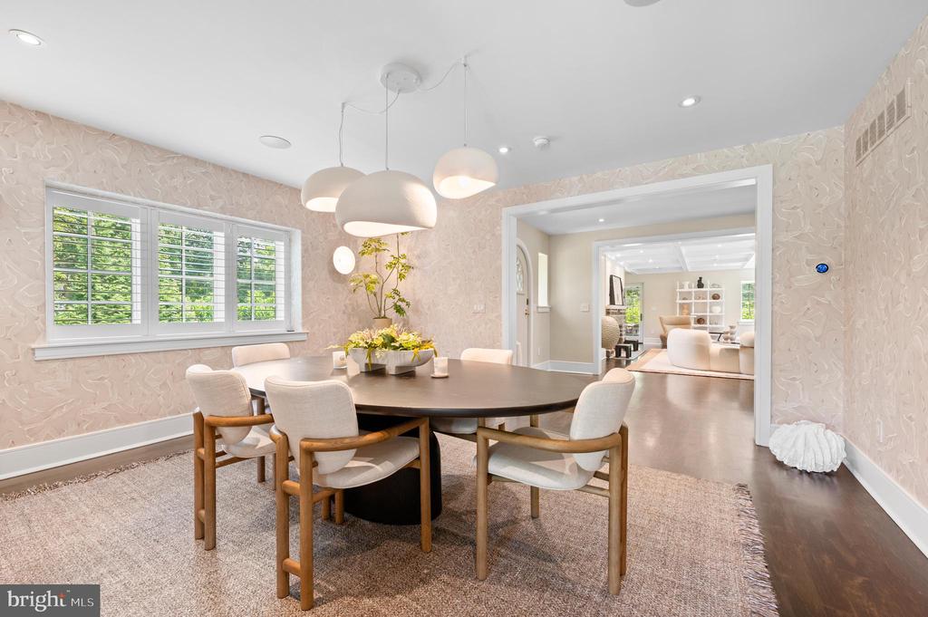 135 FISHERS ROAD