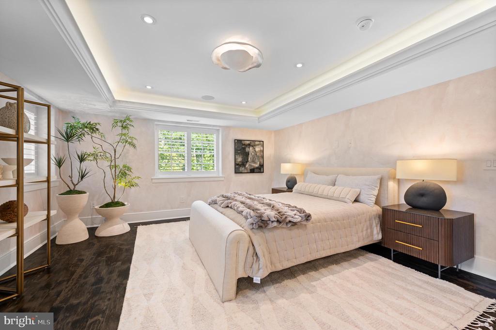 135 FISHERS ROAD