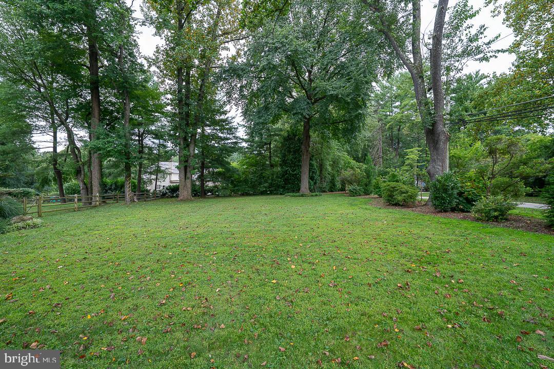 1119 WAVERLY ROAD