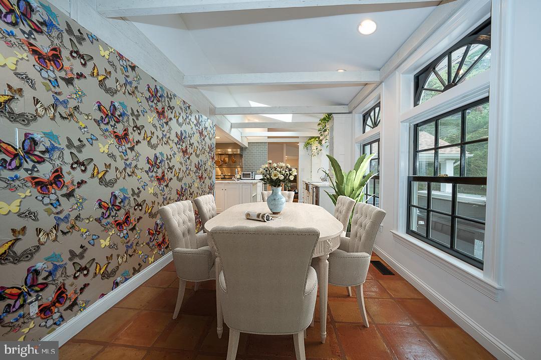 1119 WAVERLY ROAD
