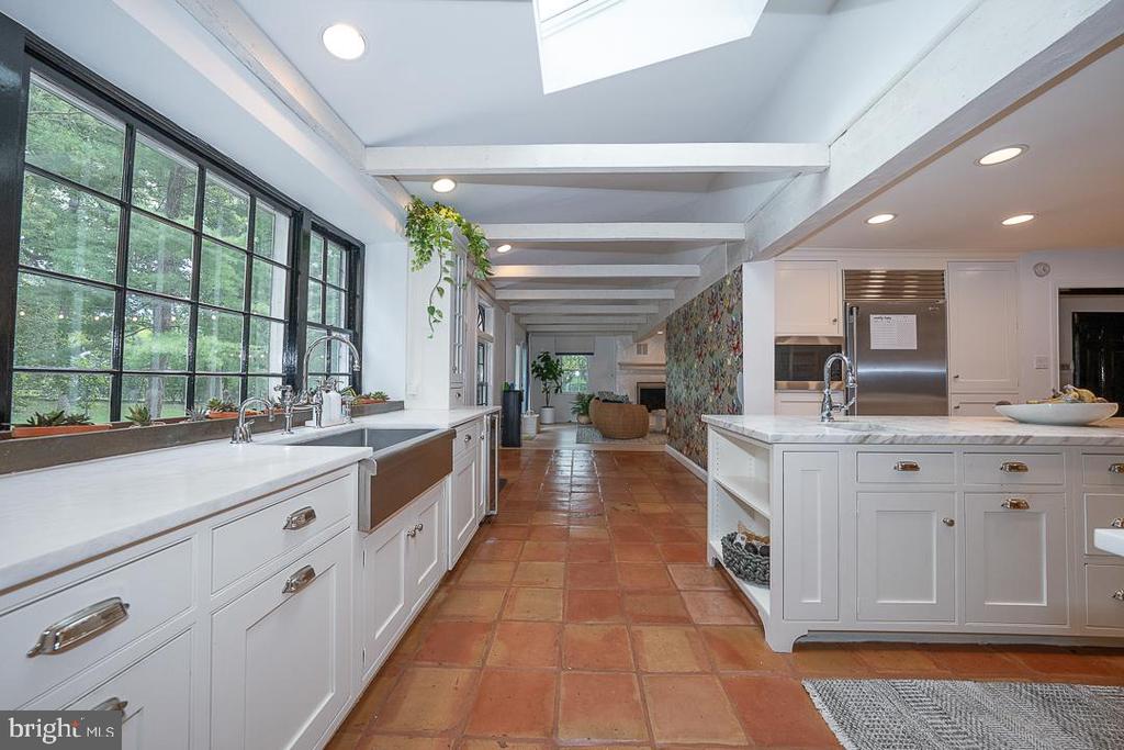 1119 WAVERLY ROAD