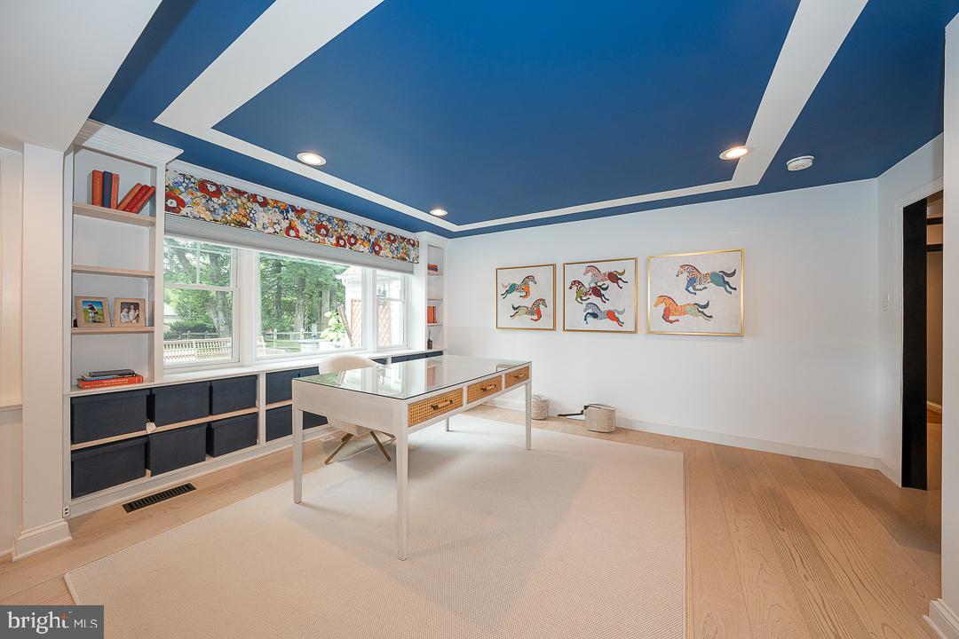 1119 WAVERLY ROAD