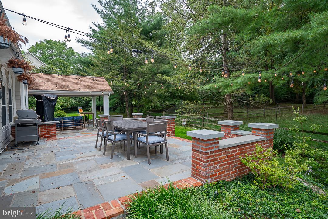 1119 WAVERLY ROAD