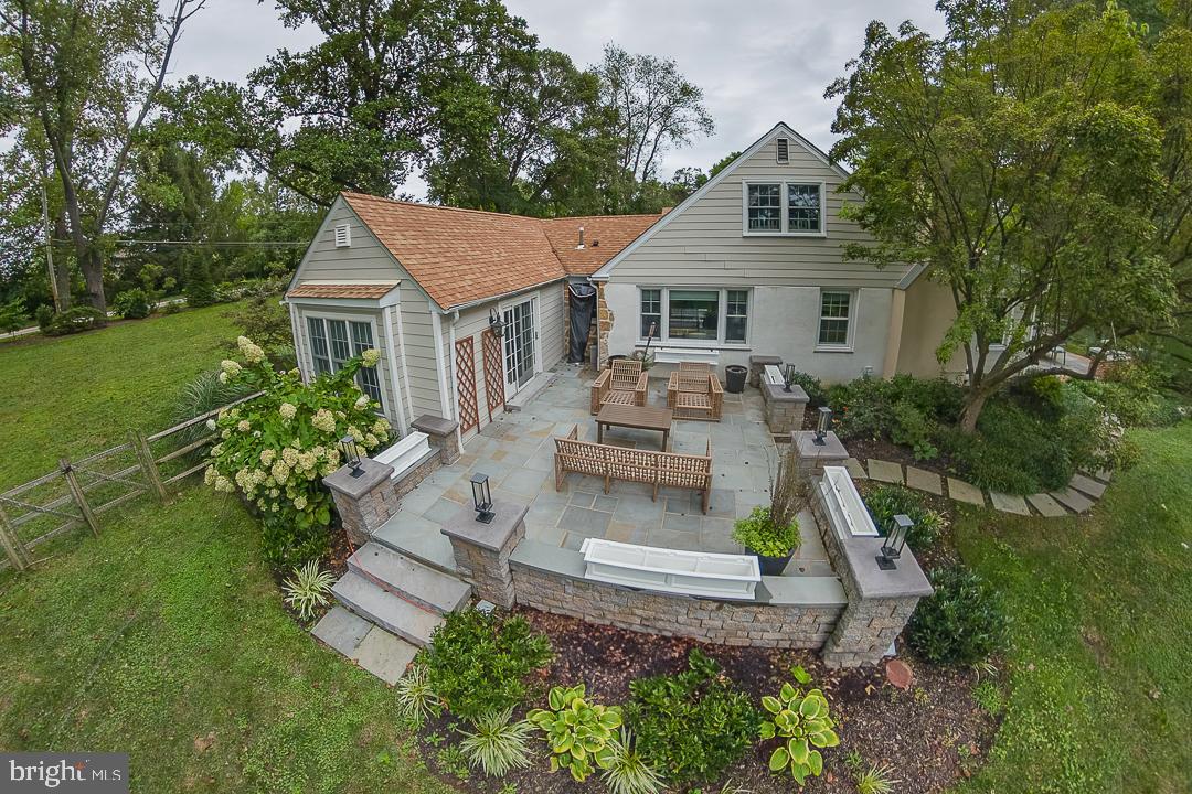 1119 WAVERLY ROAD