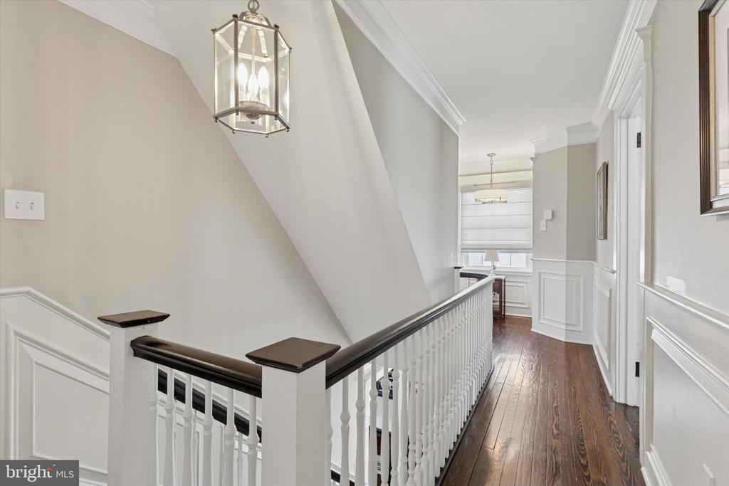 9 WOODSIDE AVENUE