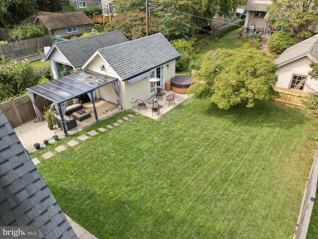 9 WOODSIDE AVENUE