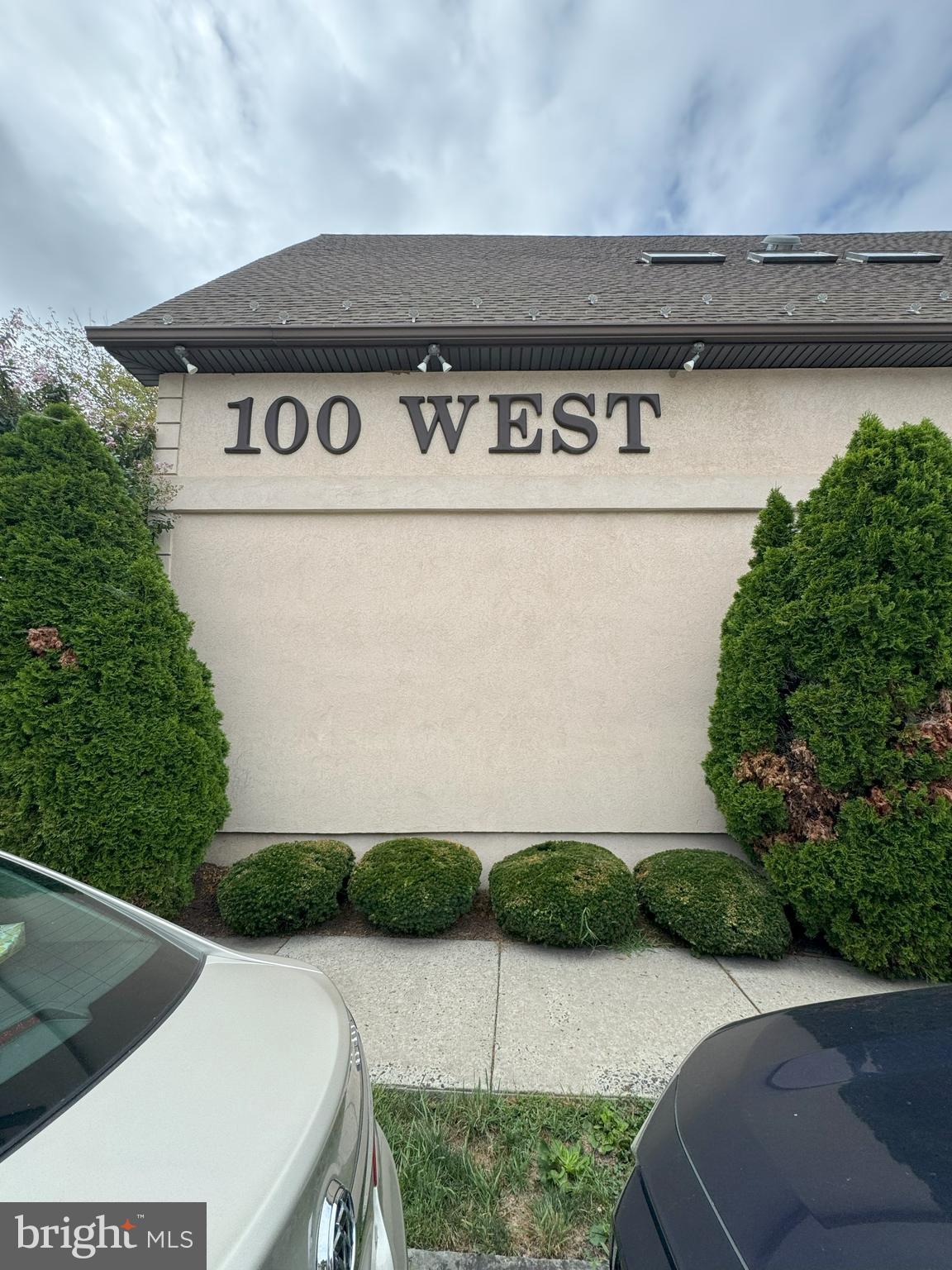 100 W 3RD AVENUE #200