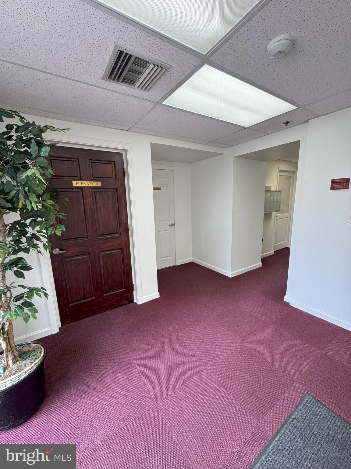 100 W 3RD AVENUE 100