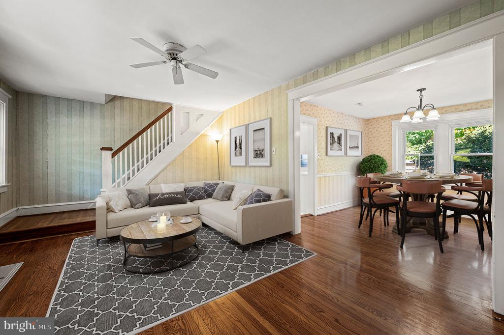 229 PARKSIDE LANE