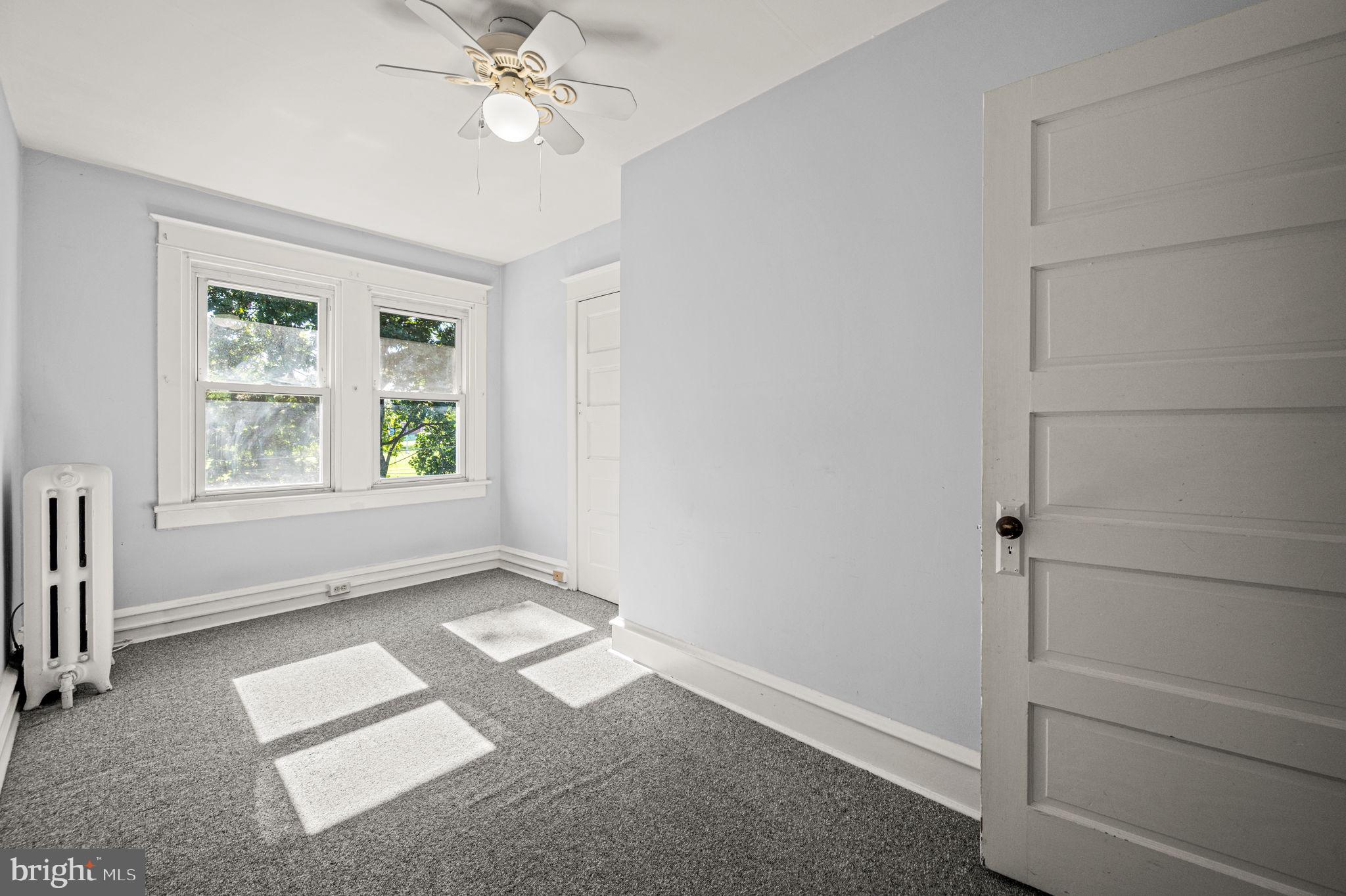 229 PARKSIDE LANE