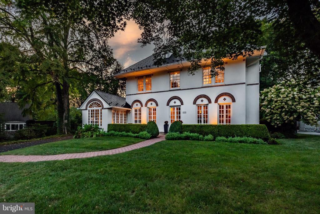205 ROBERTS ROAD