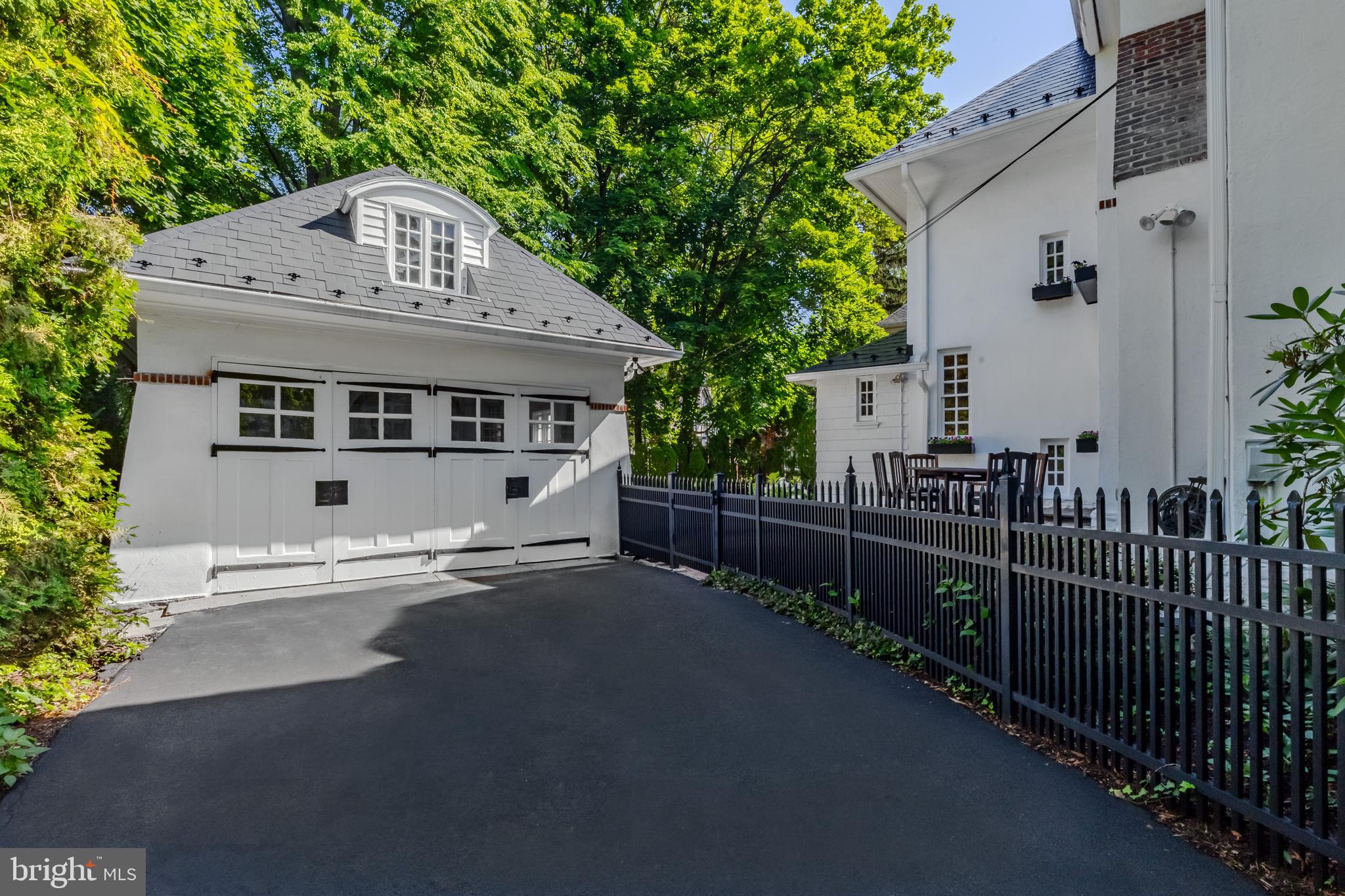 205 ROBERTS ROAD