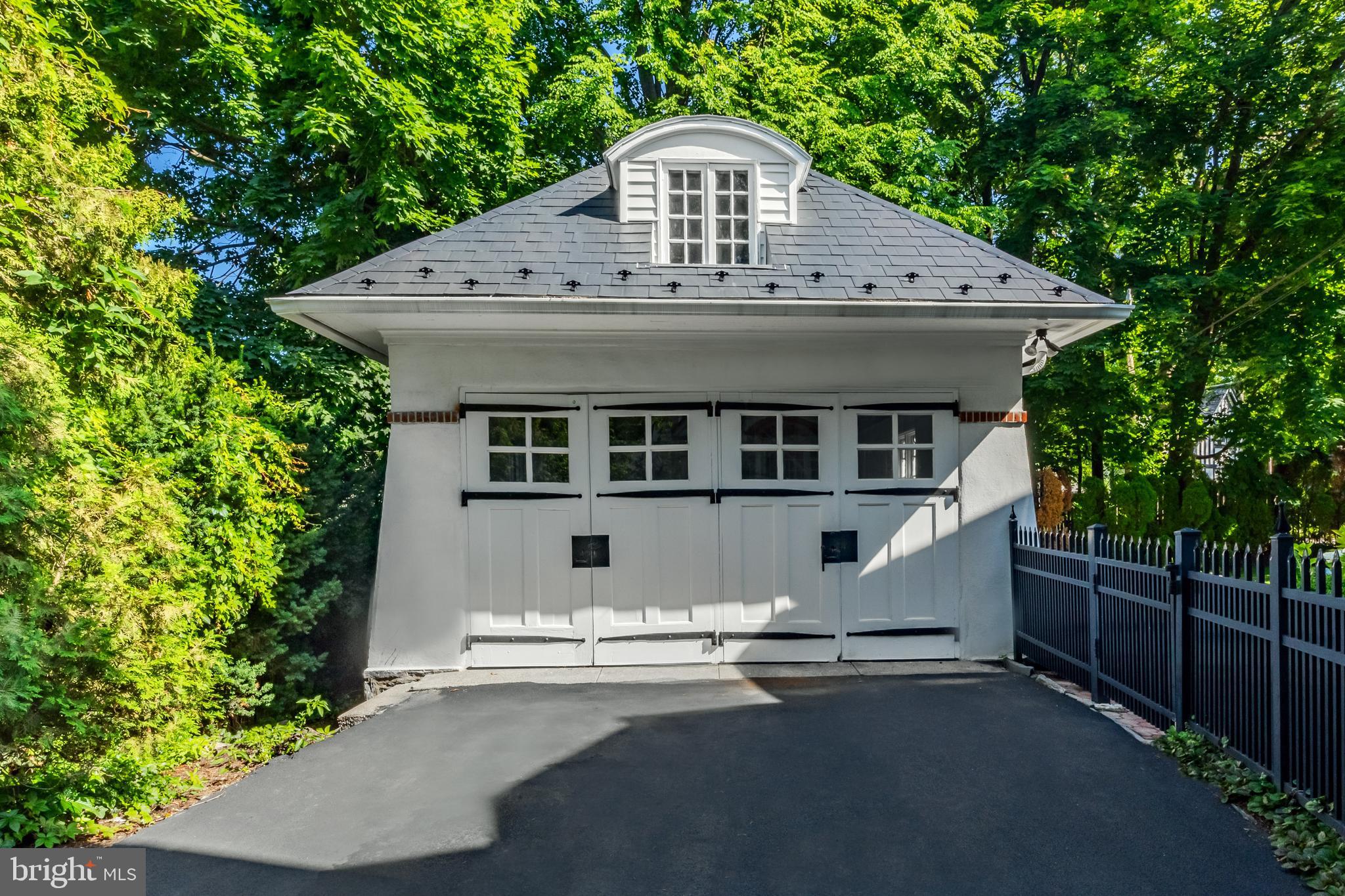 205 ROBERTS ROAD